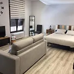 Estudio Gvsm Apartamento Leão